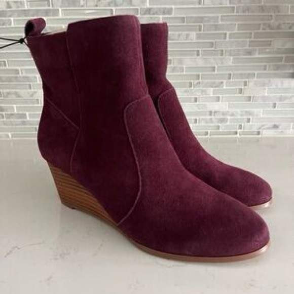 SALE! VIOLET & RED SUEDE ANKLE BOOTS BURGUNDY NEW NO BOX - Picture 2 of 2
